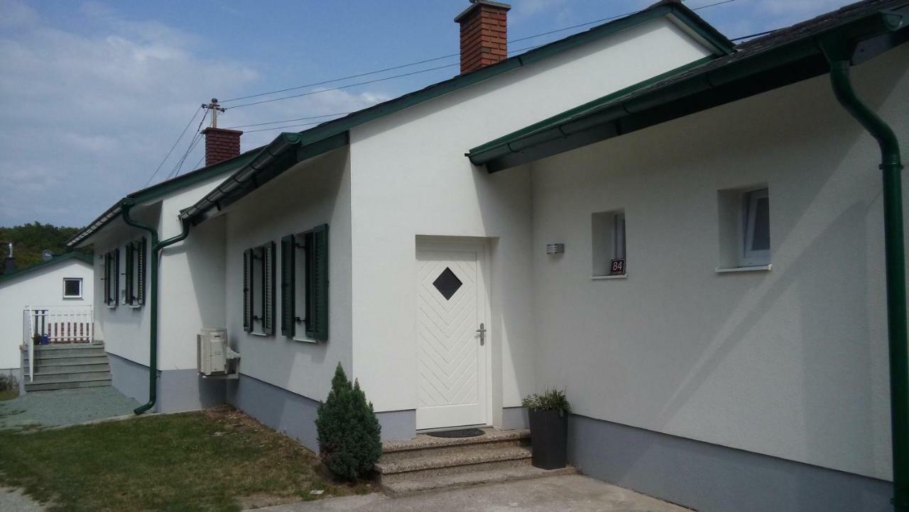 Ferienhaus Szapary II Eisenberg an der Pinka Exterior photo